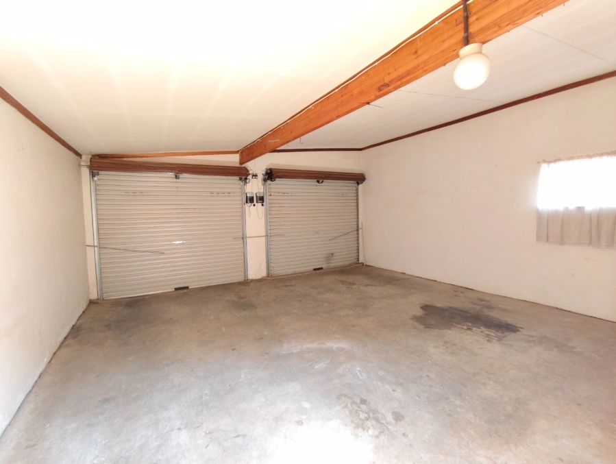 To Let 3 Bedroom Property for Rent in Pellissier Free State